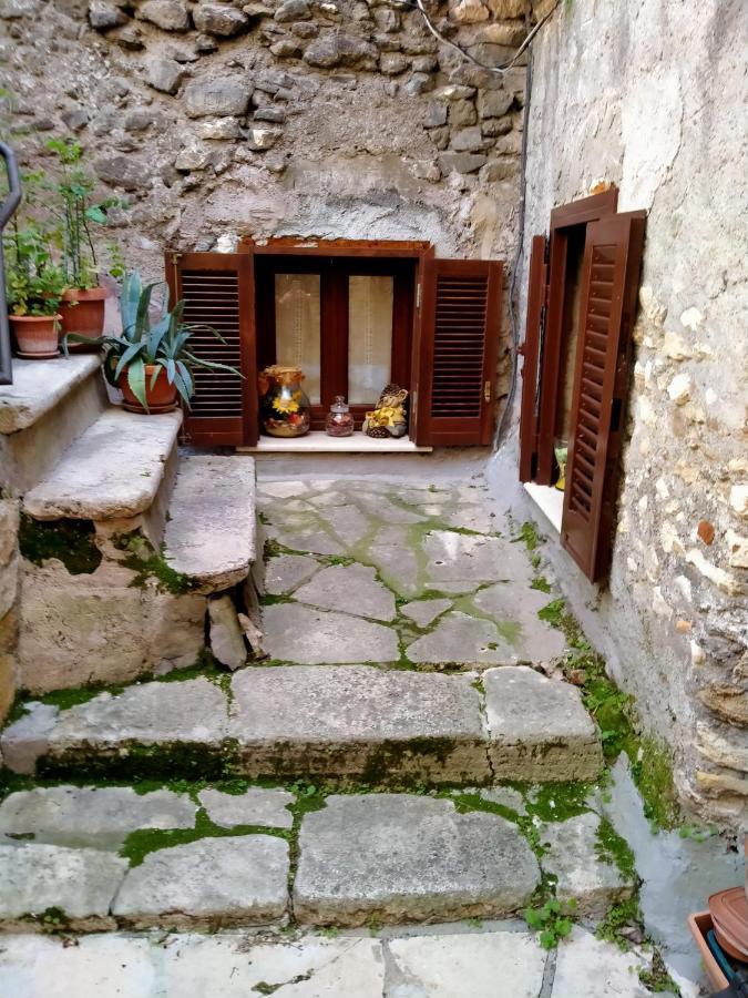 La Tegola Apartman Tivoli Kültér fotó